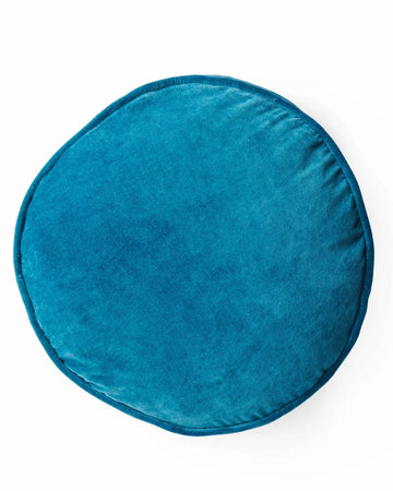 LAGOON TEAL VELVET PEA CUSHION - Kip & Co.