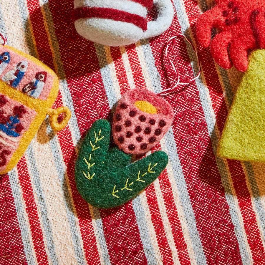 Bianka Tulip Decoration - Sage & Clare