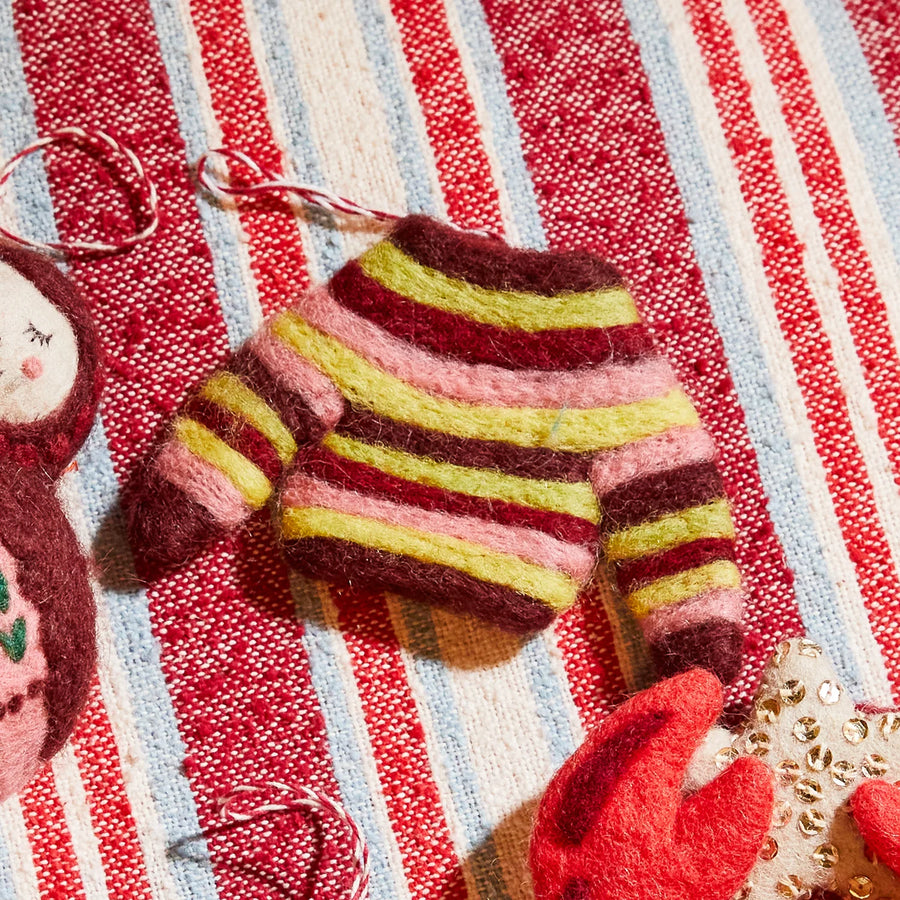 Paolina Sweater Decoration - Sage & Clare