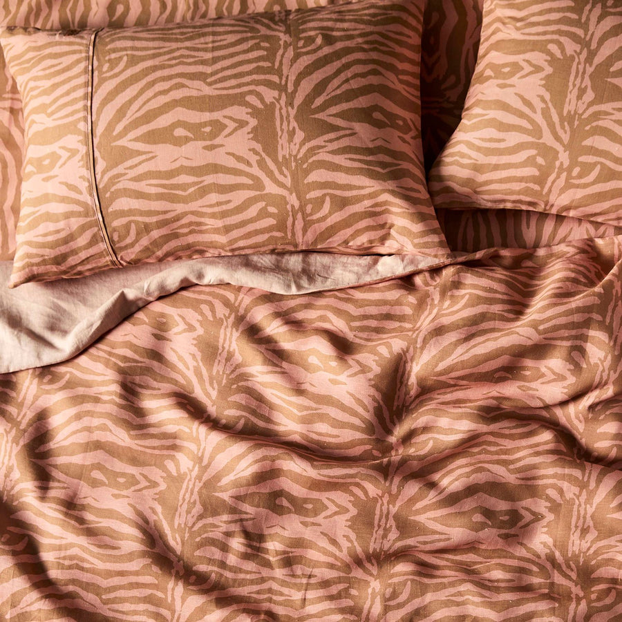 Madagascar Earth Linen Pillowcase Set - Kip & Co.