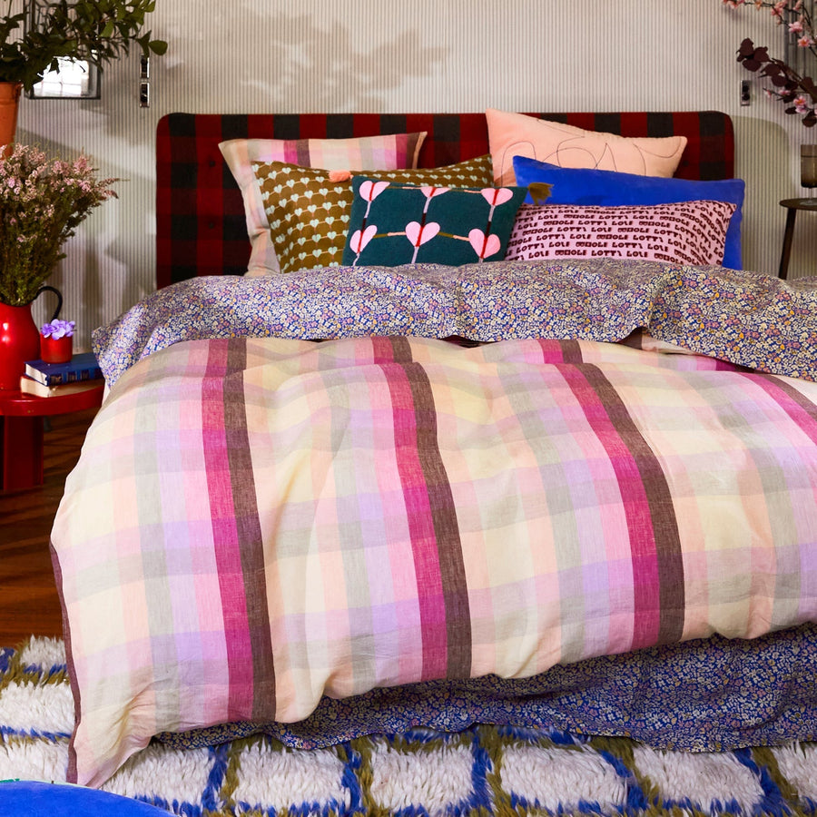Fifer Linen Quilt Cover - Flamingo - Sage & Clare