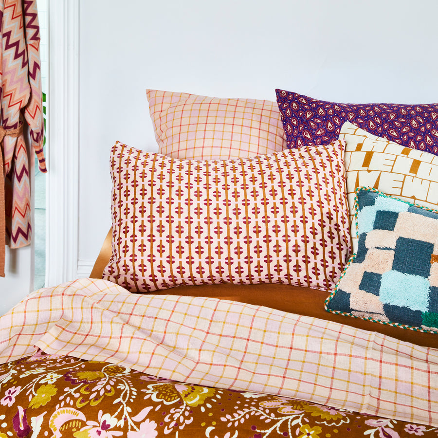 Maelie Linen Pillowcase Set - Sage & Clare
